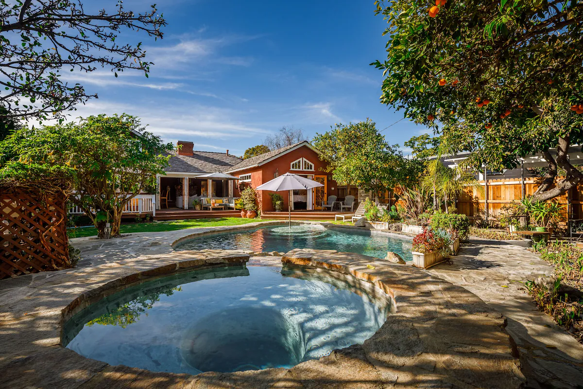 Premium Pool SoCal Spa Retreat — Orchard + Jacuzzi (Valley Village / LA)
