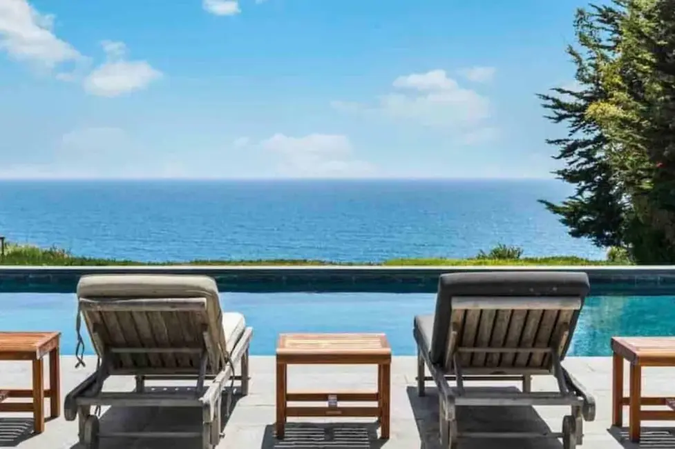 Malibu Ocean Escape — Heated Pool + Hot Tub + Walk to Beach (Malibu)