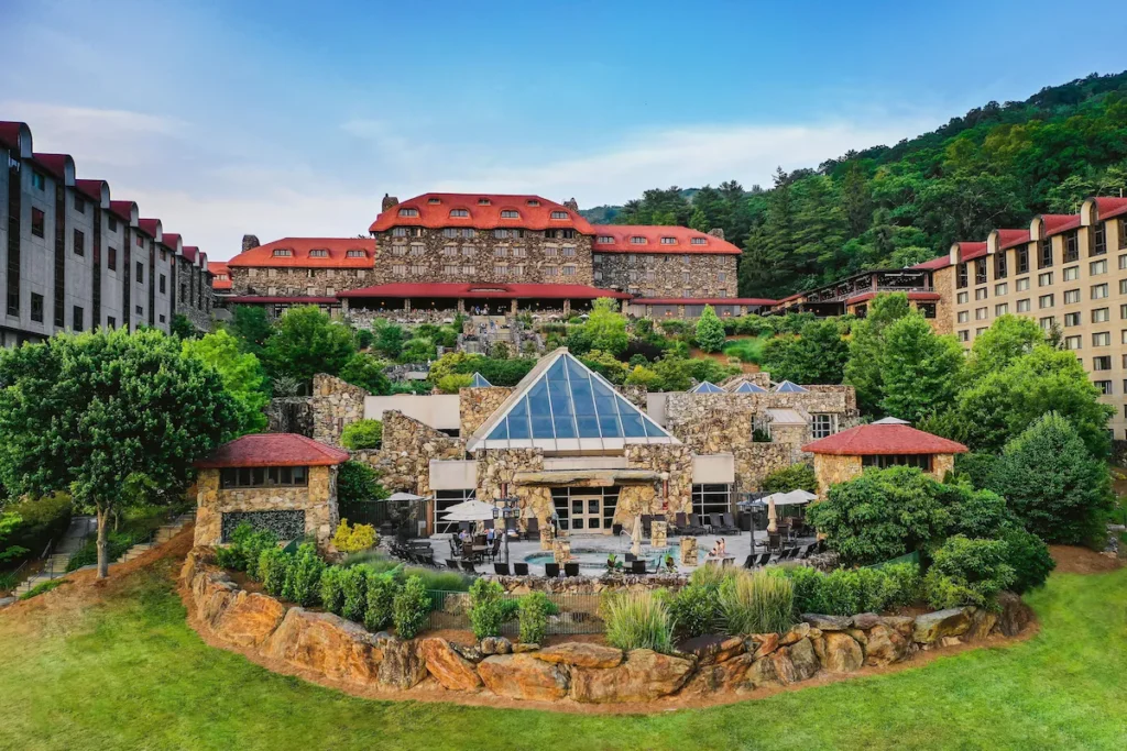 North Carolina - Asheville - The Omni Grove Park Inn & Spa