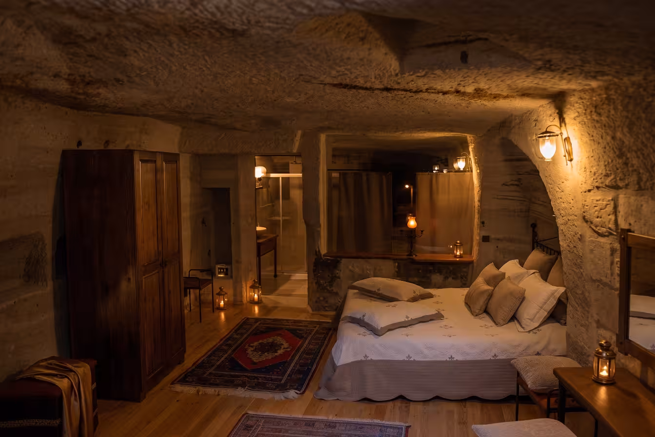 Aydınlı Cave House